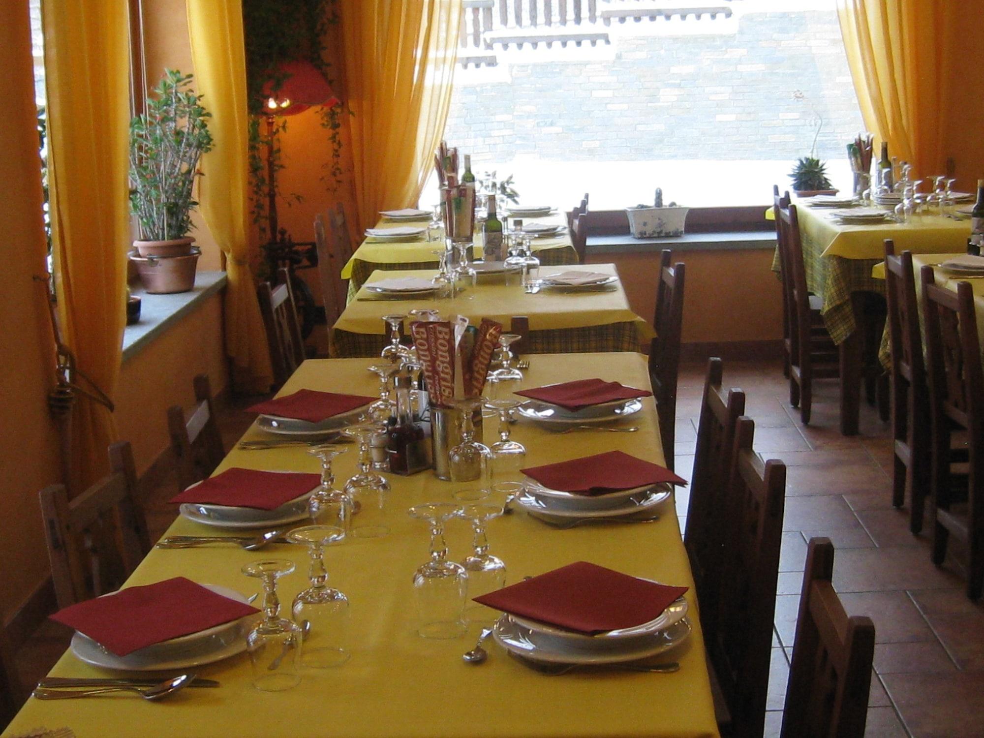 Hotel Villa Plinia Pragelato Extérieur photo