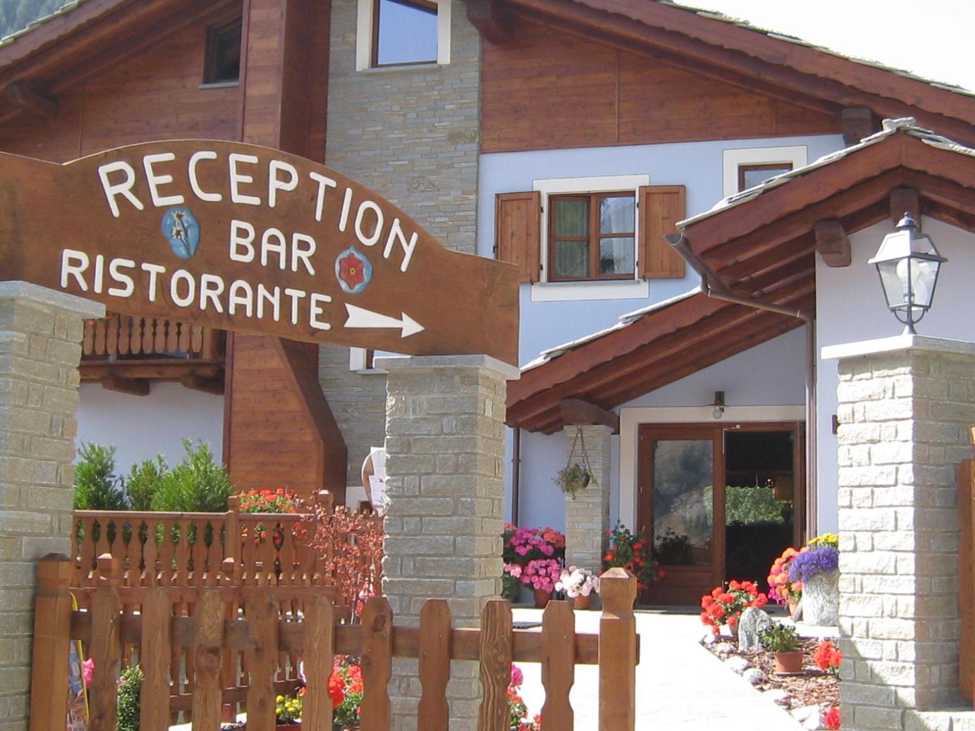 Hotel Villa Plinia Pragelato Extérieur photo