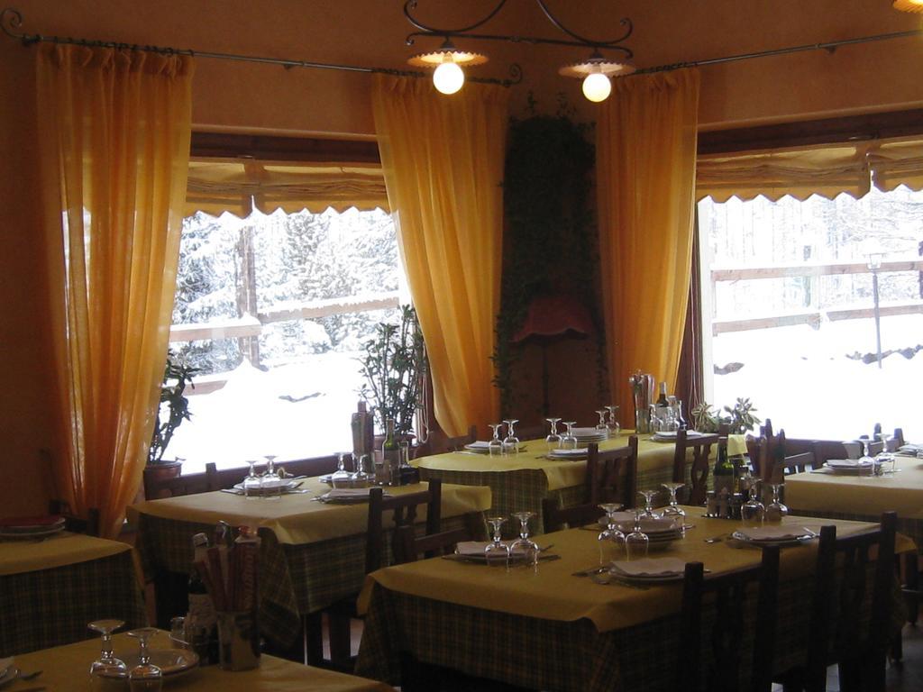 Hotel Villa Plinia Pragelato Extérieur photo